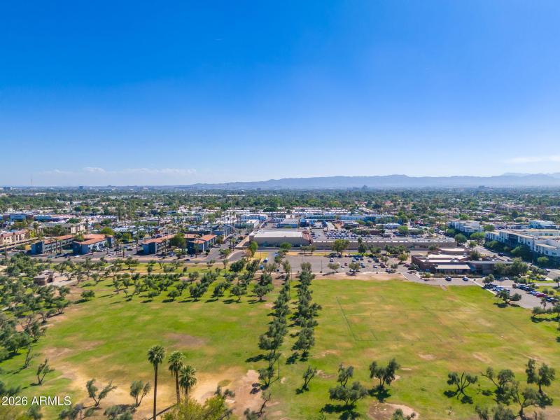 Los Olivos Park - 1