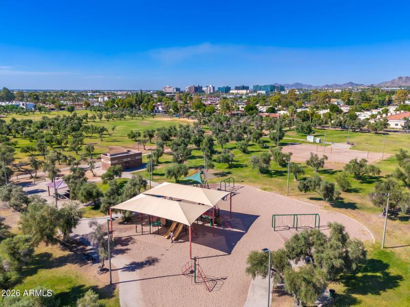 Los Olivos Park - 4