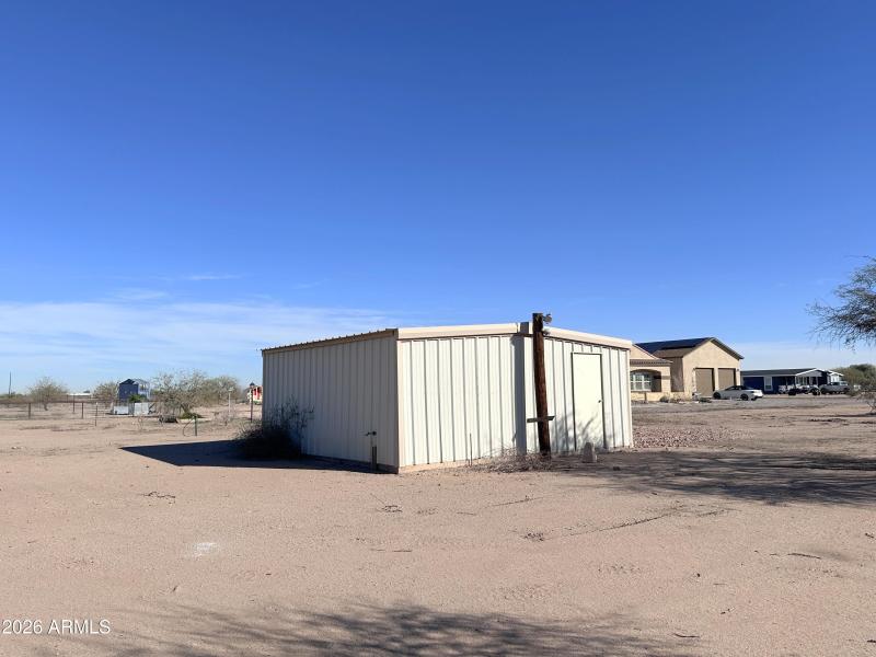 Detached Garage