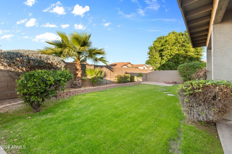 11542 W Bermuda Dr Avondale AZ 85392-23