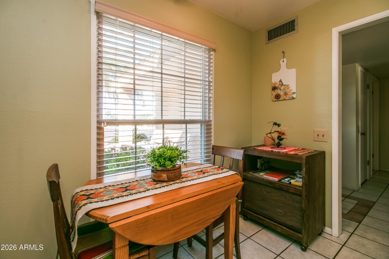 Kitchen nook area