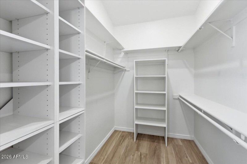 Sellers Suite Closet