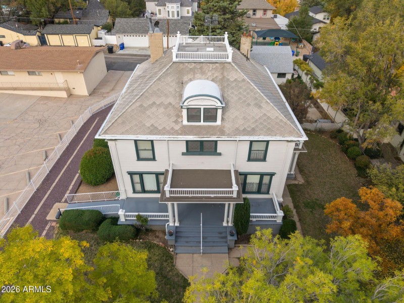 128 N Mount Vernon