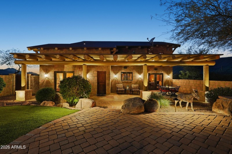 Guest House Patio