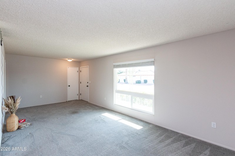 10310 W Bayside Rd-3