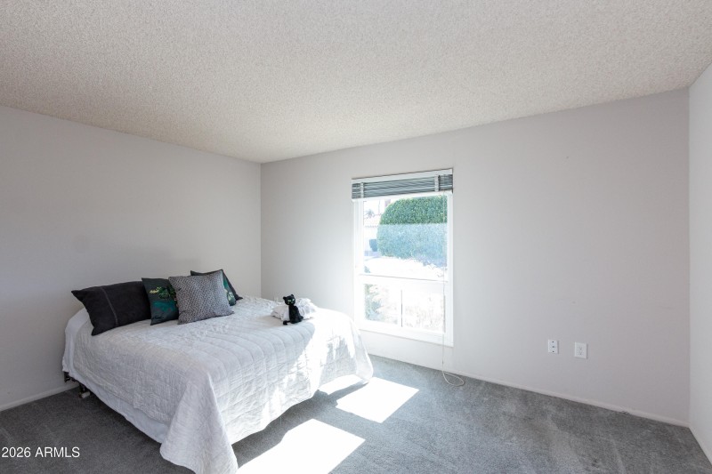 10310 W Bayside Rd-13