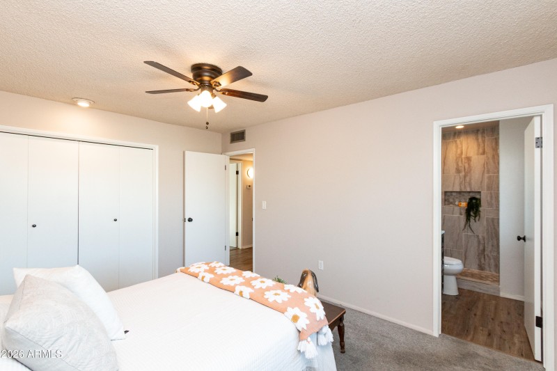 10310 W Bayside Rd-17