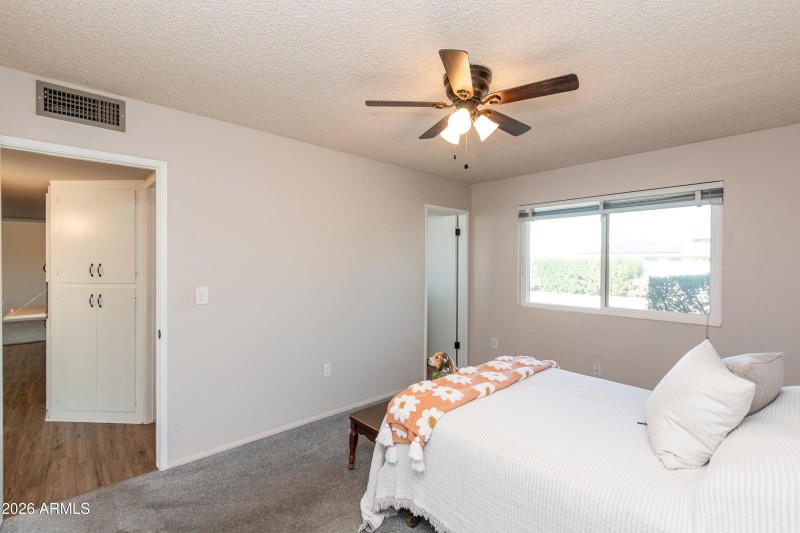 10310 W Bayside Rd-16