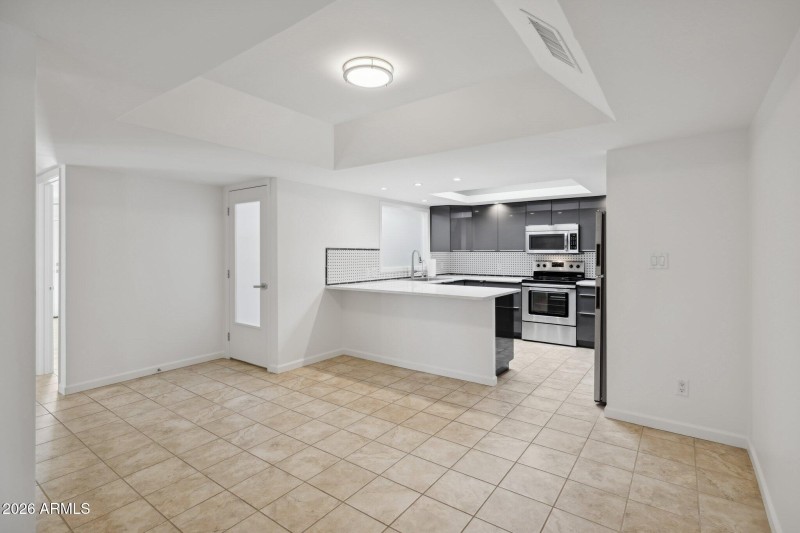 Dining area/Kitchen