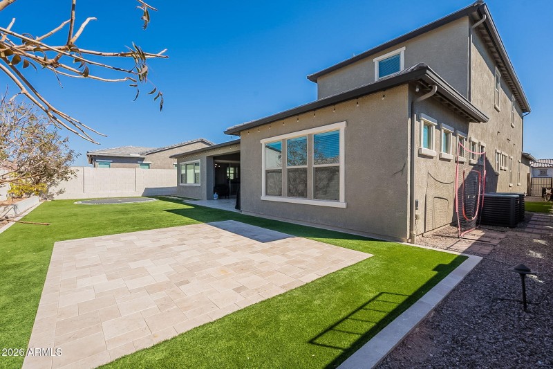 83-web-or-mls-Stroobe-83