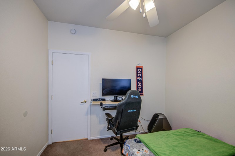 Bedroom 2-pic 2