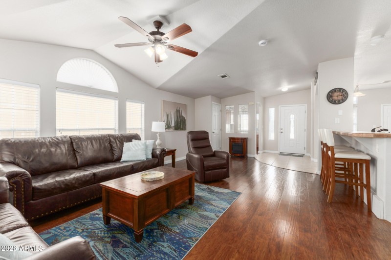 Living room 3