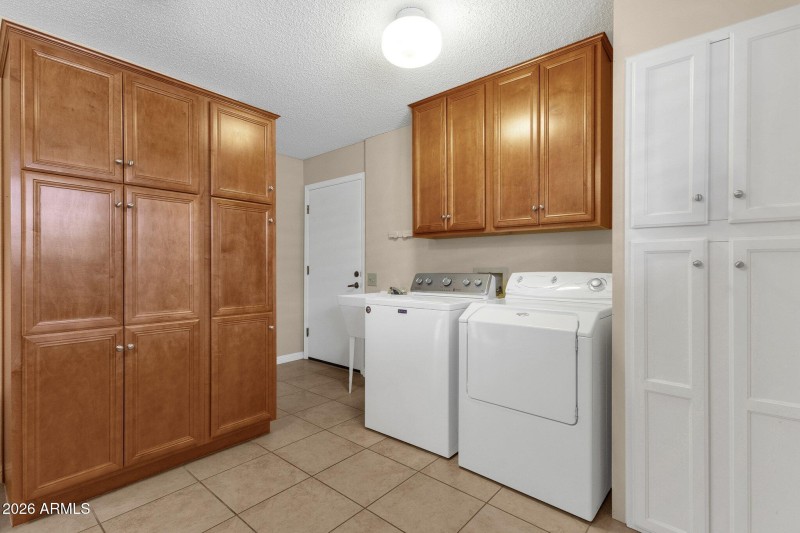 37-web-or-mls-13306-w-ballad-dr
