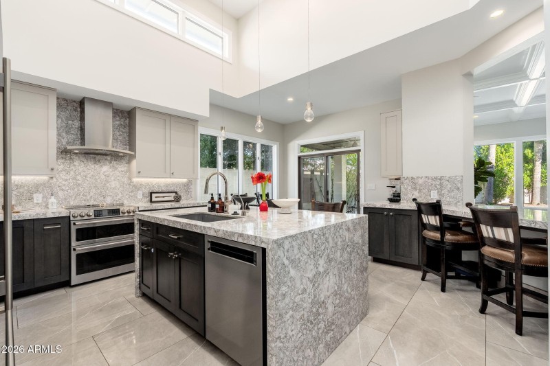 3120 E San Juan Ave - 16