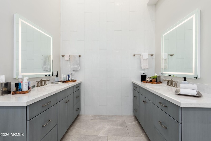 3120 E San Juan Ave - 25