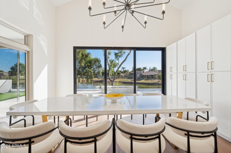7-web-or-mls-8133-e-cortez-dr