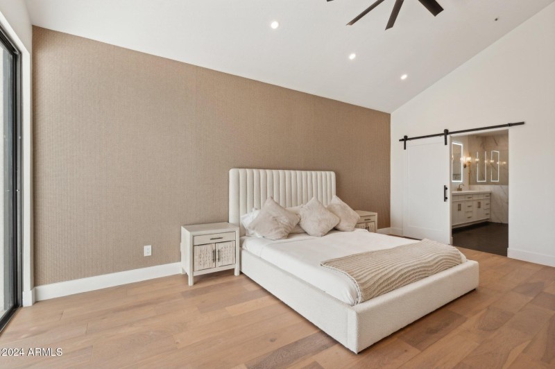 18-web-or-mls-8133-e-cortez-dr