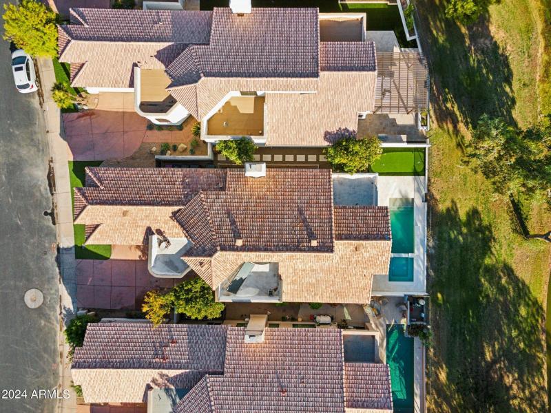 51-web-or-mls-8133-e-cortez-dr