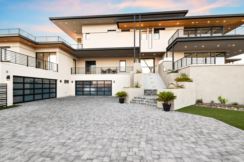 Exterior (11 of 20)