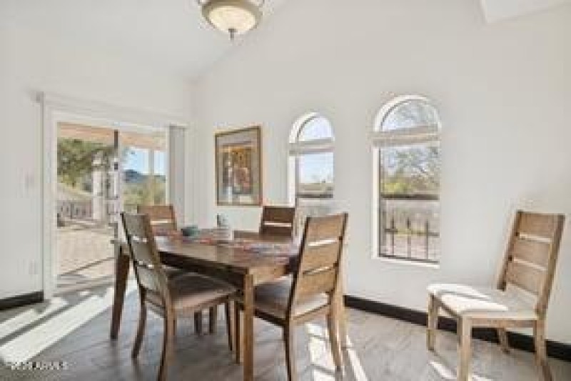 thumbnail-019bcdf2-4034-716b-b4d1-53a56e