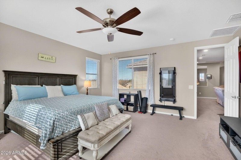 23-web-or-mls-49-E Reins Rd