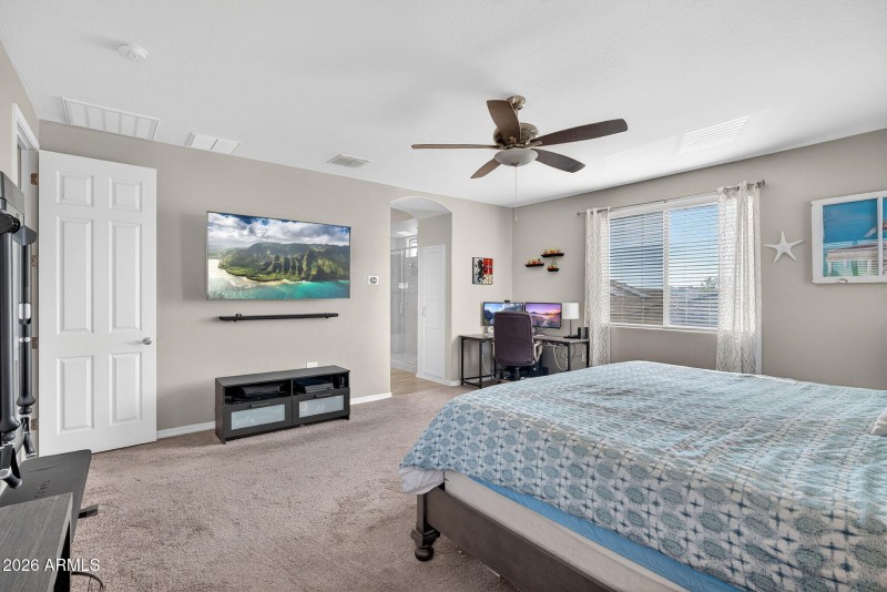 25-web-or-mls-48-E Reins Rd