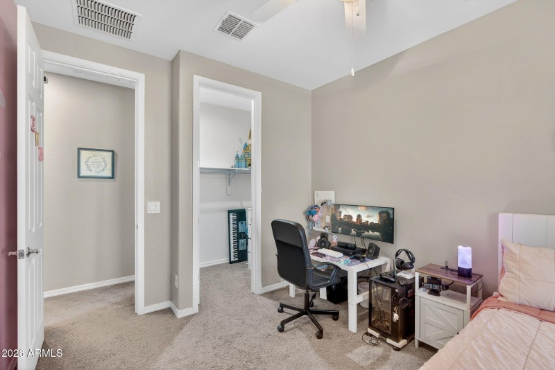 35-web-or-mls-30-E Reins Rd