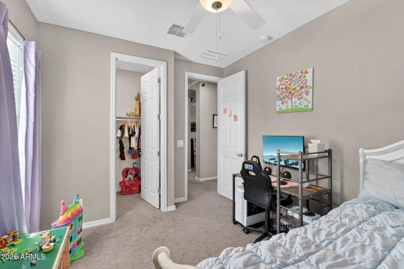 38-web-or-mls-33-E Reins Rd