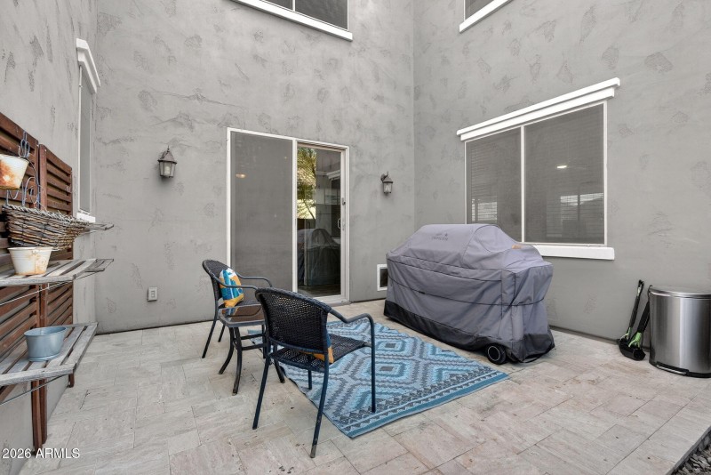 side courtyard