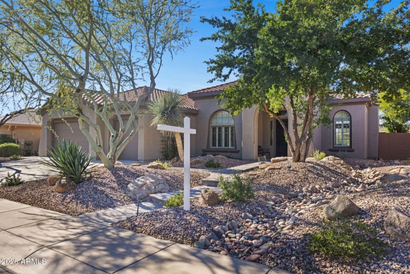 51-web-or-mls-41008-n-club-pointe-dr