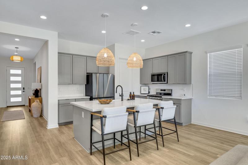 10051 E Talon Ave-10