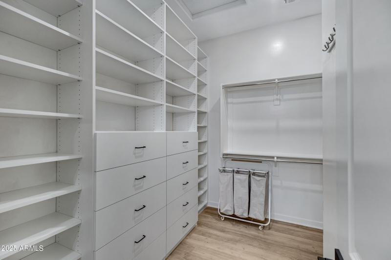 10051 E Talon Ave-23