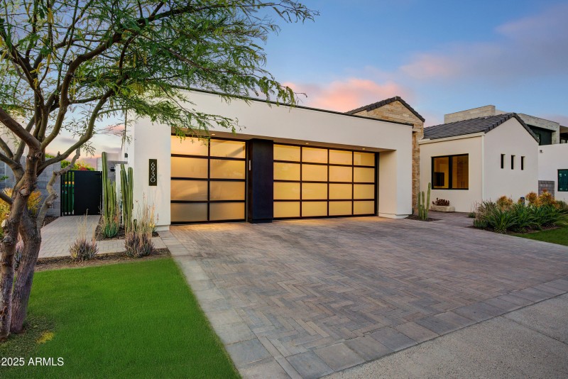3 Car Garage