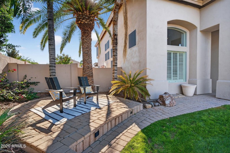 5-web-or-mls-42- W Hackberry Dr