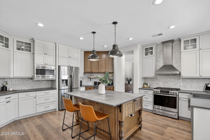 20-web-or-mls-68- W Hackberry Dr