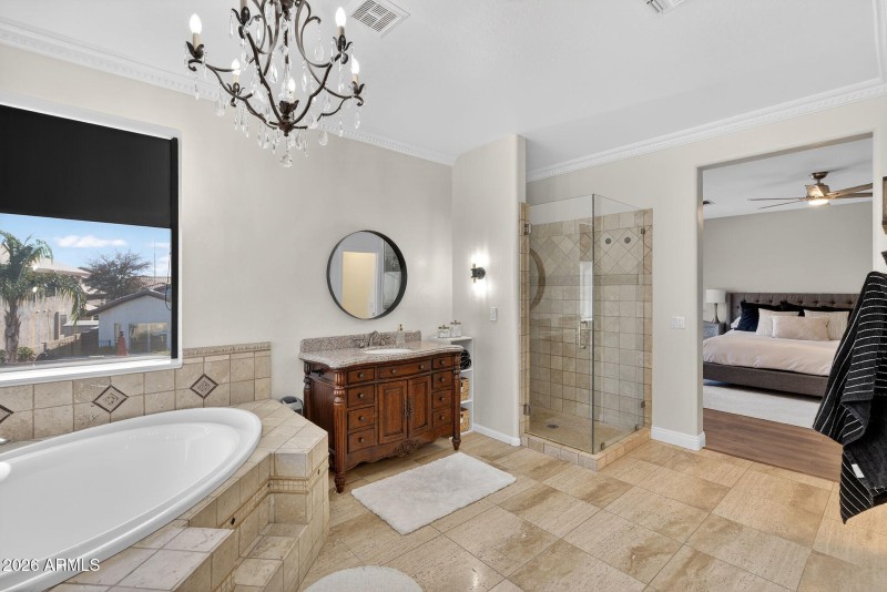 41-web-or-mls-20- W Hackberry Dr