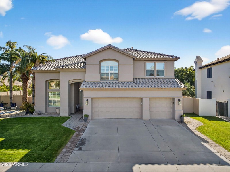 73-web-or-mls-01- W Hackberry Dr