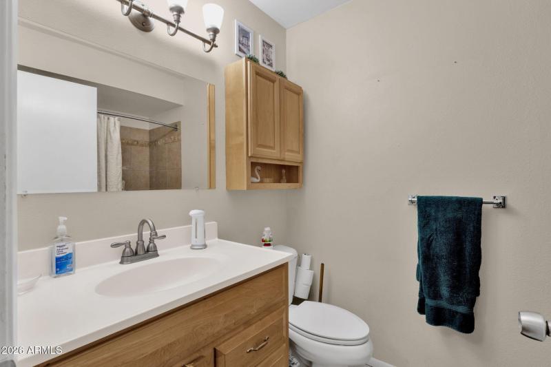 2nd bathroom