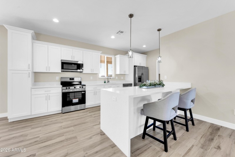 3545 N Kiami Dr-11
