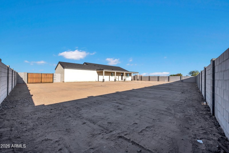 3545 N Kiami-7