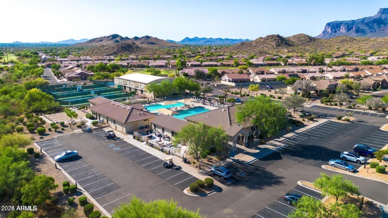 2 Mountainbrook Village
