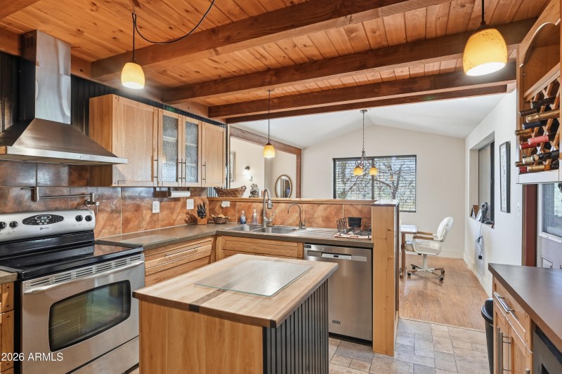 Kitchen up