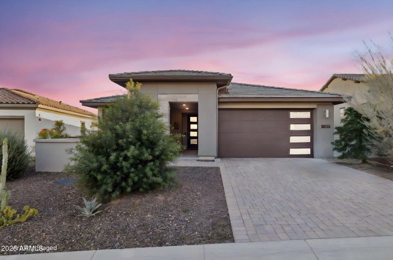 2-web-or-mls-17863-e-paria-canyon-dr