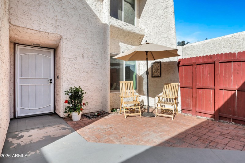 1832 S River Dr-5