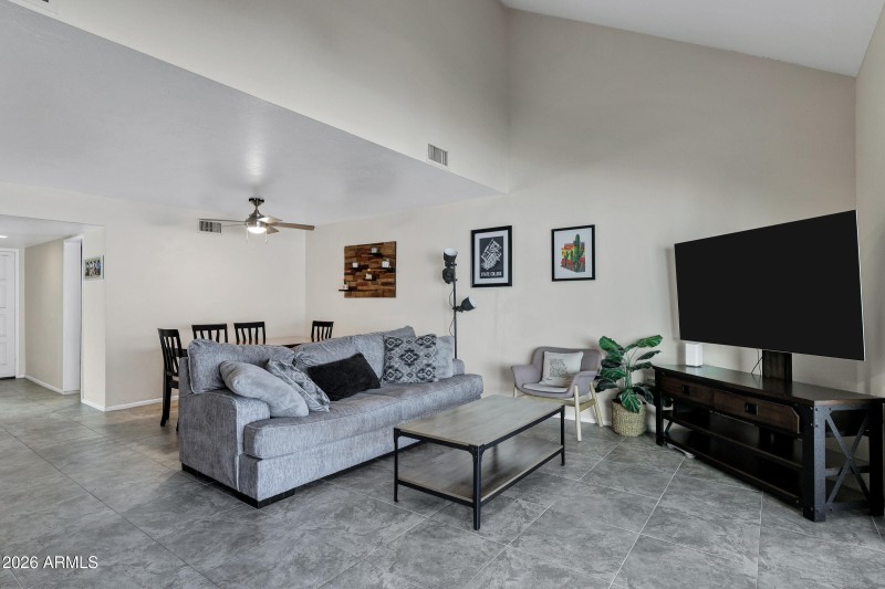 1832 S River Dr-20