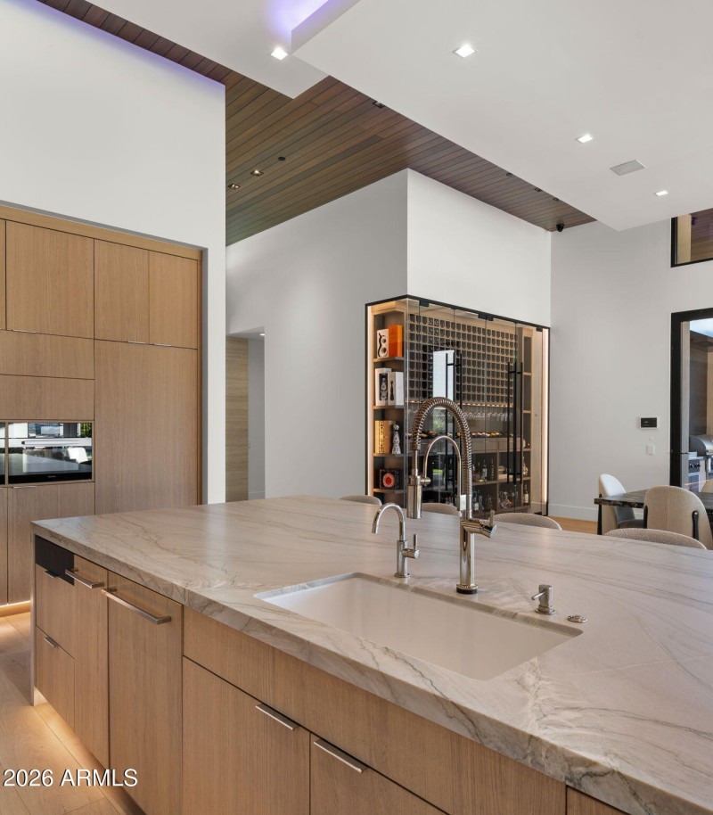 26-web-or-mls-Kitchen4