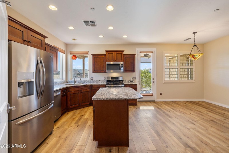 054-Kitchen