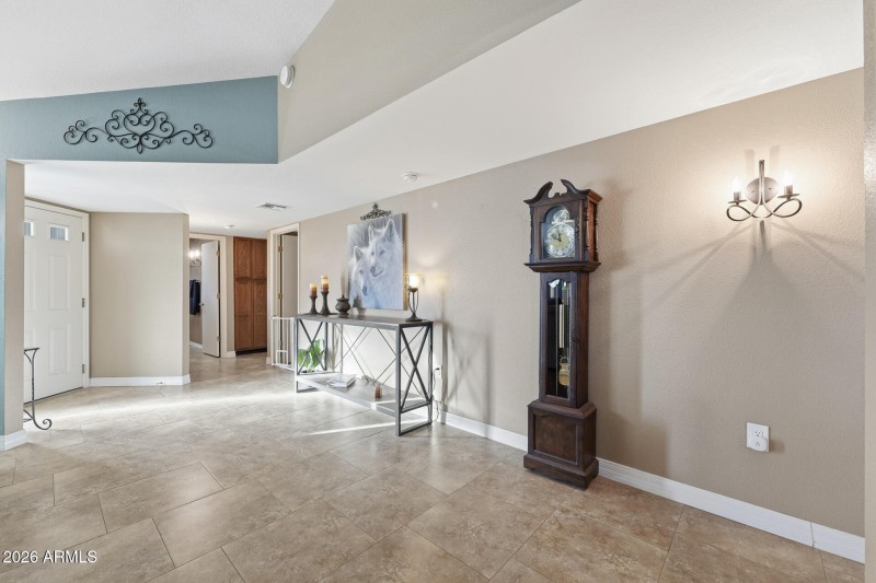 005-foyer