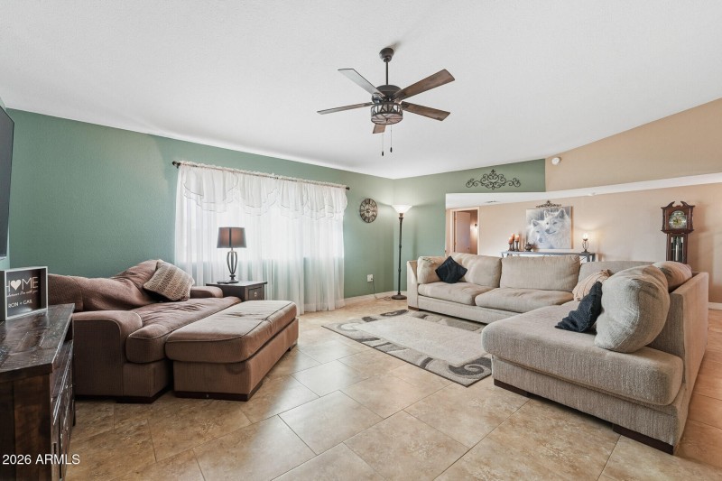 006-living-room