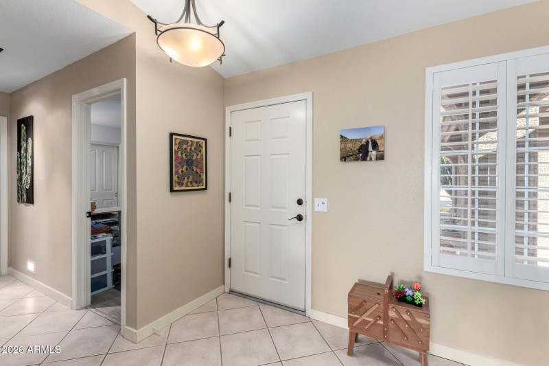 10 Welcoming Entry